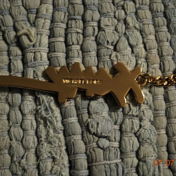 Michael Kors Gold Tone sparkling tone key chain - Picture 6 of 7